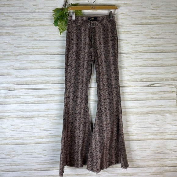 L&B Brown Python Snake Reptile Print Raw Hem Western Flare Jeans - Picture 3 of 5